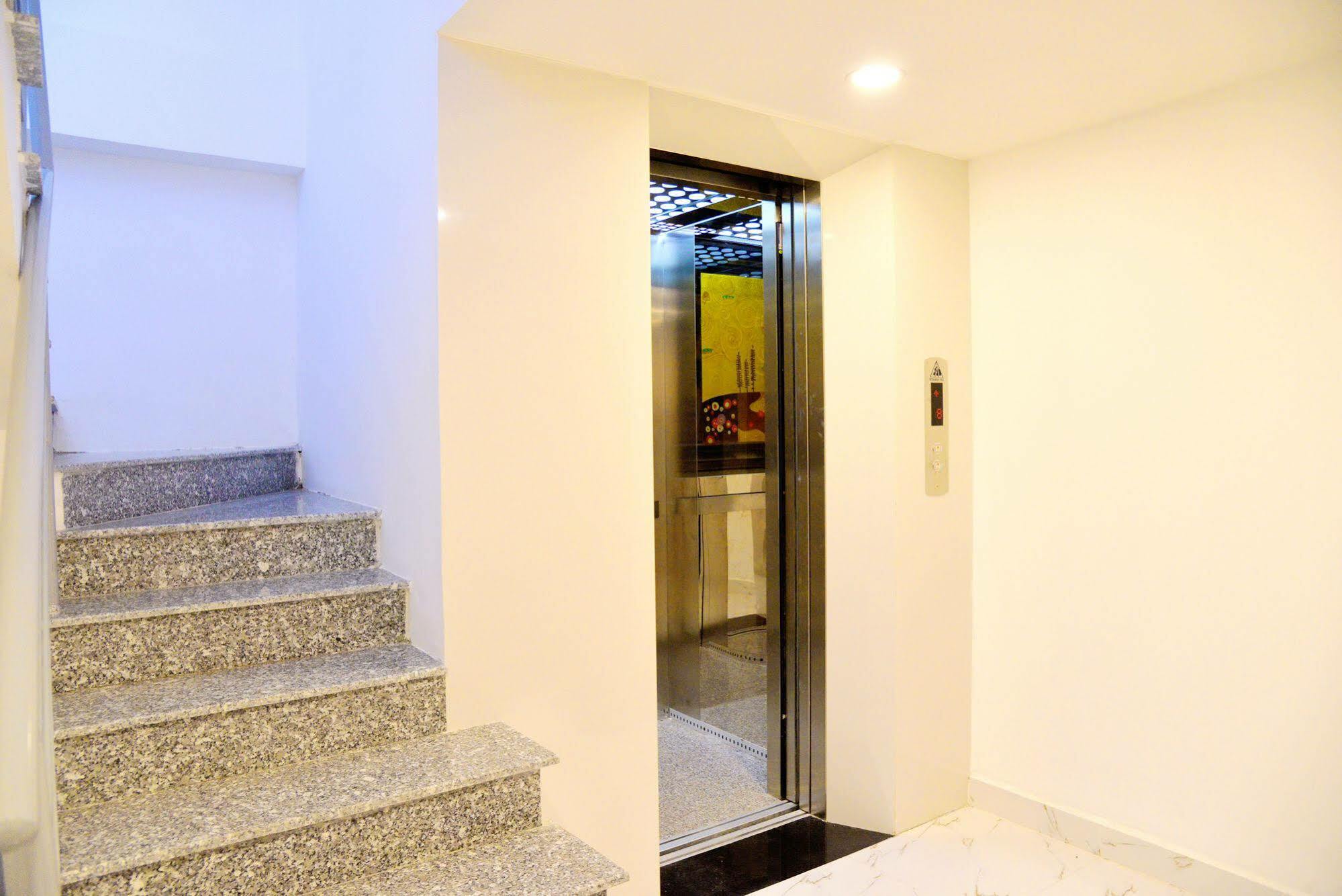 New Century Hotel Να Τρανγκ Εξωτερικό φωτογραφία