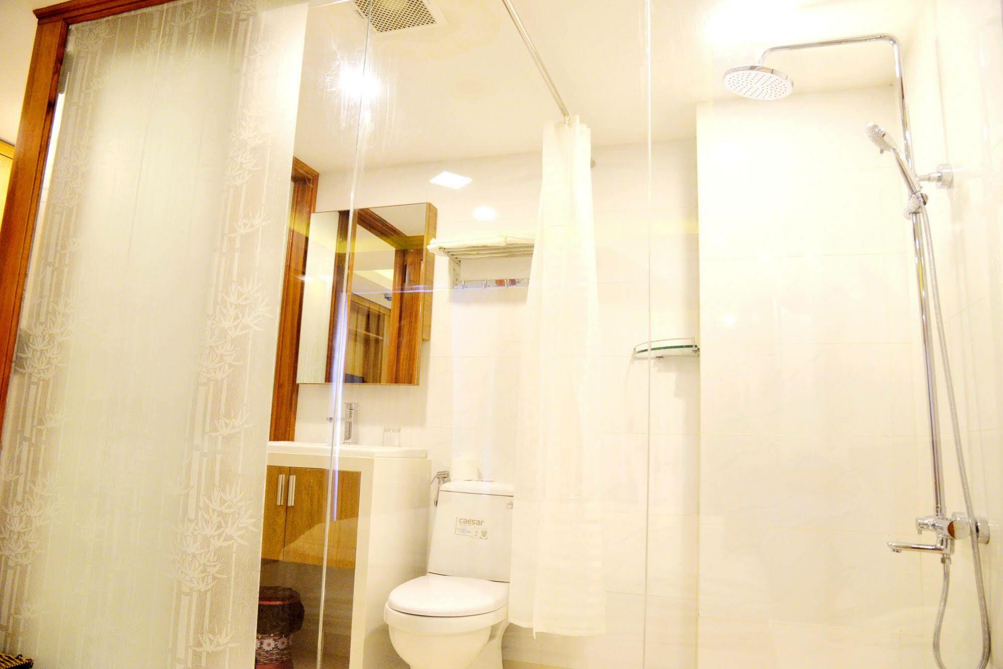 New Century Hotel Να Τρανγκ Εξωτερικό φωτογραφία